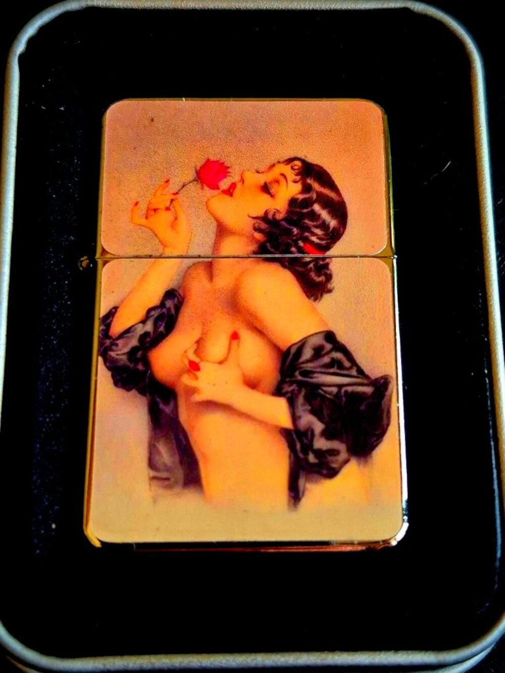 Sharp Art Deco Pinup Case Lighter